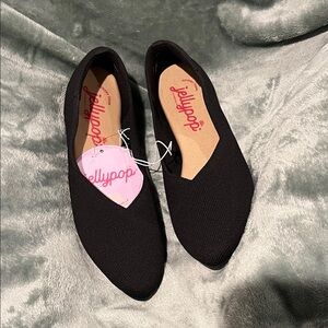 Jellypop Women's Elegant Black Loafers